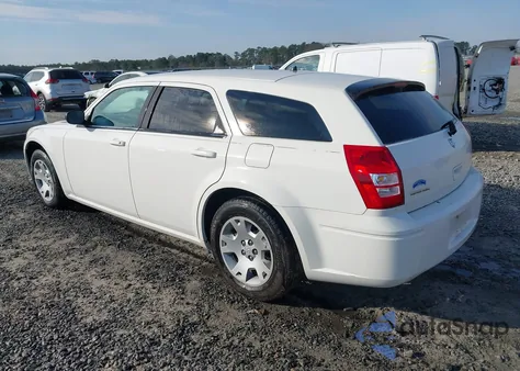 2008 Dodge Magnum z USA, uszkodzony, nr VIN 2D4FV47TX8H167785